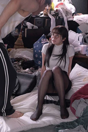 Poster phim Gã hàng xóm bẩn thỉu sống bên nhà em gái vú siêu bự