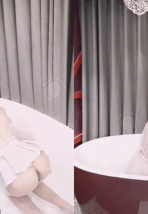 Poster phim Em gái ngực lép lên Twitter thủ dâm show bím P2