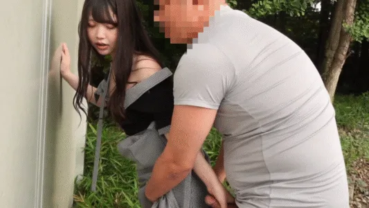 Tôi đã nở một nụ cười ngọt ngào đến tan chảy với một nữ sinh viên chuyên nghiệp