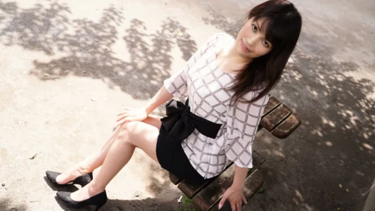 Không Che – 002 – Em gái với vòng một căng tràn