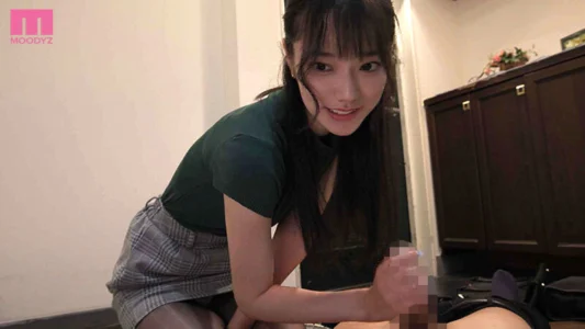 MIDV-640 – MIDV-641-Chiều tan ca, nữ đồng nghiệp xinh đẹp dẫn lối vào chốn yêu thương – Rena Miyashita