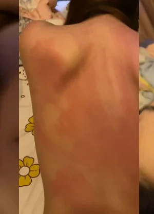 Việt Nam – Lấy cây roi mây, quất vào mông em ny thích mạnh bạo Phần 2