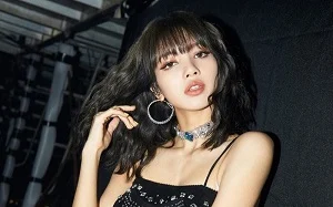 Không Che – Lisa Black Pink bị lộ clip nhạy cảm bên bạn trai trong đêm đầy đam mê
