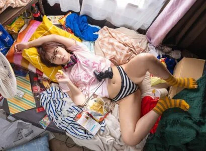 Nhật Bản – Chị gái dẫn dắt em trai vào cuộc hành trình khám phá dục vọng và tìm kiếm khoái cảm.