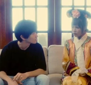 Trung Quốc – Hoàng Châu Cách Cách Xuyên Không Làm Gái Gái Giải Trí