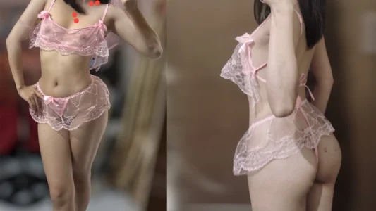 Việt Nam – Cô gái y tế mơ màng khêu gợi trái tim